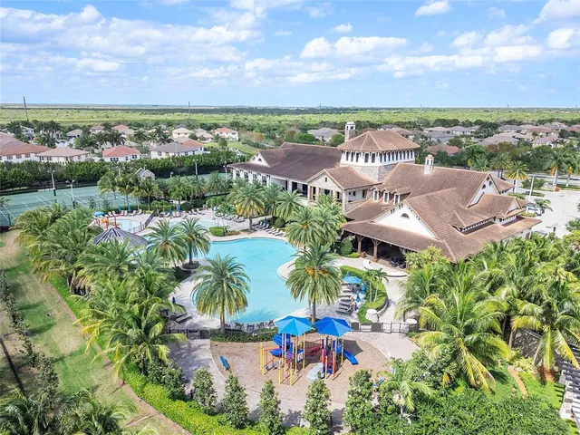 $1,190,000 | 9725 Blue Isle Bay, Parkland, FL 33076