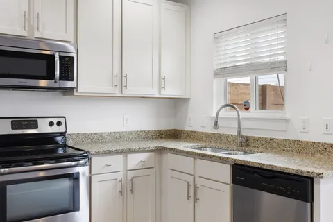 $450,000 | 318 West Mill Drive, Nashville, TN 37209