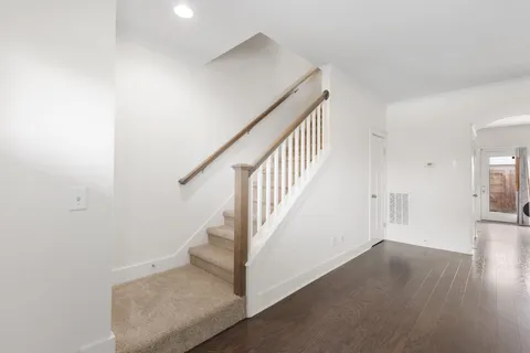 $450,000 | 318 West Mill Drive, Nashville, TN 37209