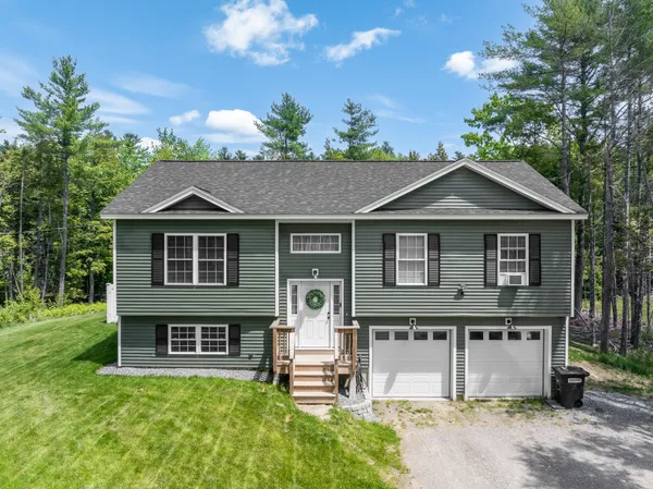 $479,900 | 37 Conners Avenue, Hermon, ME 04401