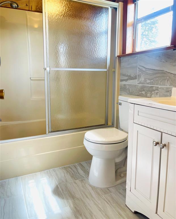 202 5 Points Road Waxahachie, TX 75165 - Photo 6 of 12