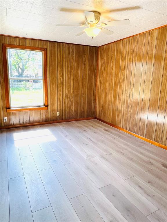 202 5 Points Road Waxahachie, TX 75165 - Photo 7 of 12