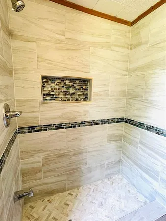 $1,800 | 202 5 Points Road, Waxahachie, TX 75165