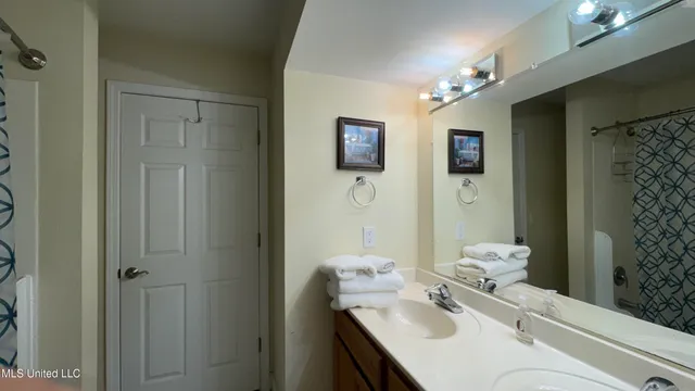 $1,800 | 1664 Beach Boulevard, Unit F103, Biloxi, MS 39531