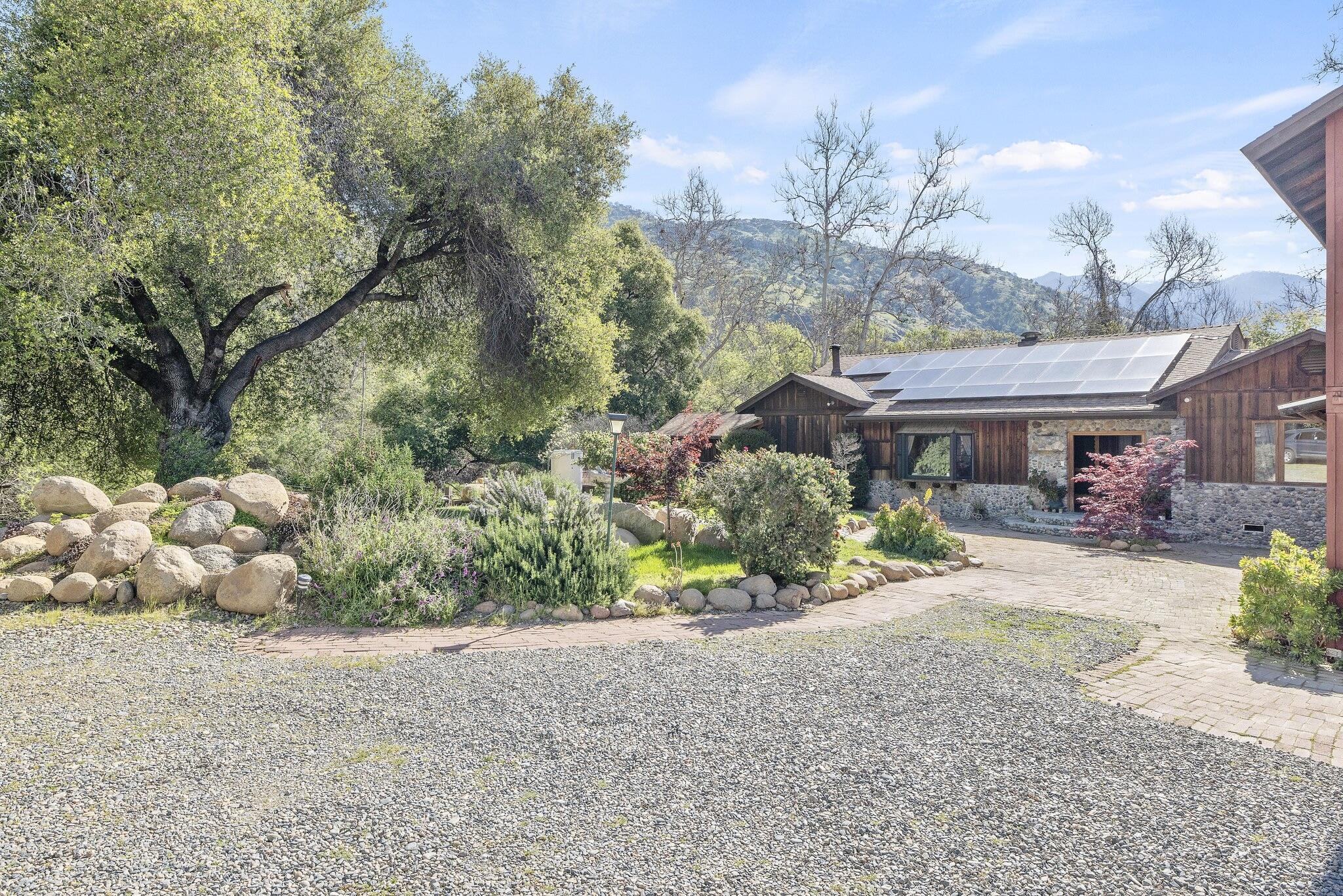 36675 Balch Park Road Springville, CA 93265 - Photo 3 of 101 3-web-or-mls-713A9097