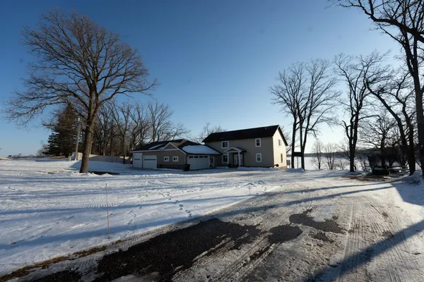 $799,900 | 24299 Co Highway 6, Detroit Lakes, MN 56501