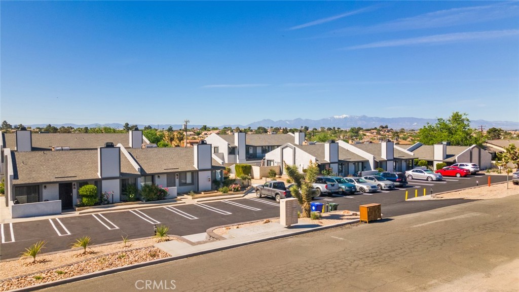 19087 Allegheny Road Apple Valley, CA 92307 - Photo 4 of 47 a view of a city
