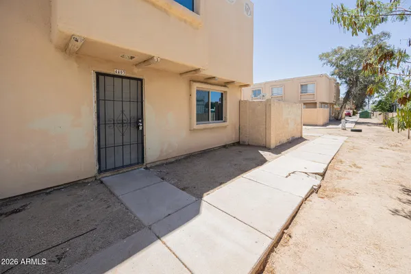$192,500 | 4403 East Riverside Street, Phoenix, AZ 85040