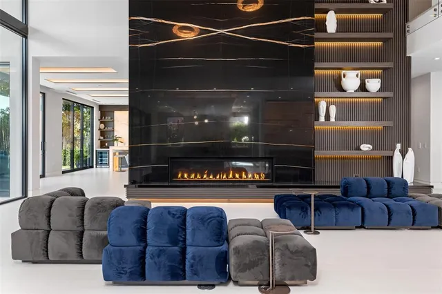 $11,500,000 | 2733 Northeast 16th Street, Fort Lauderdale, FL 33305