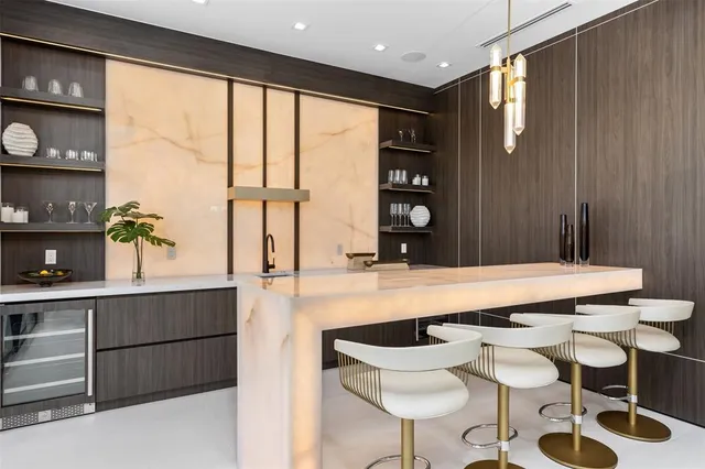 $11,500,000 | 2733 Northeast 16th Street, Fort Lauderdale, FL 33305