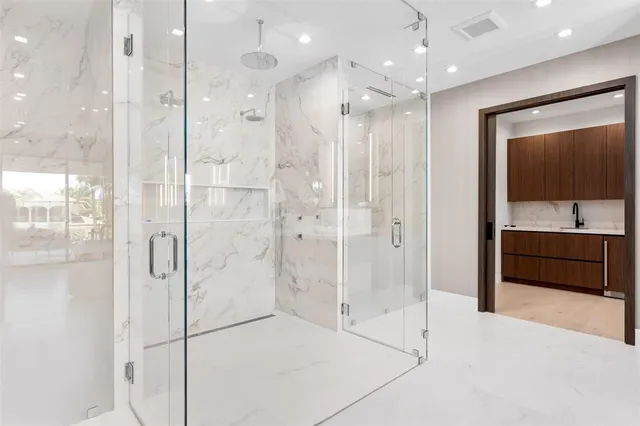 $11,500,000 | 2733 Northeast 16th Street, Fort Lauderdale, FL 33305