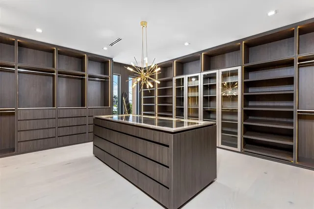 $11,500,000 | 2733 Northeast 16th Street, Fort Lauderdale, FL 33305