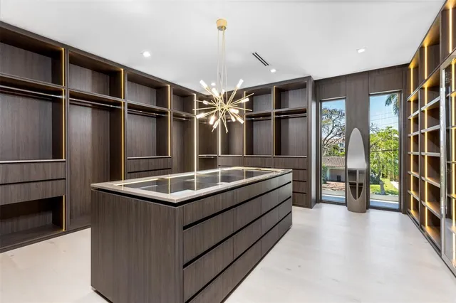 $11,500,000 | 2733 Northeast 16th Street, Fort Lauderdale, FL 33305