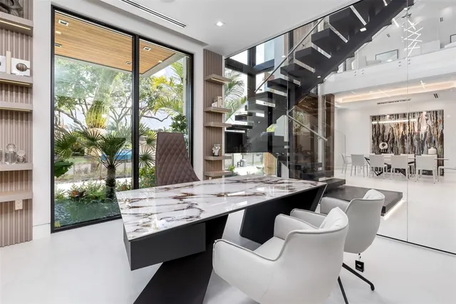 $11,500,000 | 2733 Northeast 16th Street, Fort Lauderdale, FL 33305