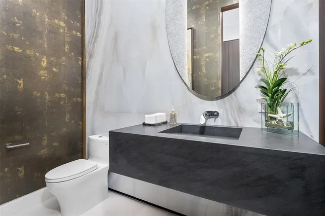 $11,500,000 | 2733 Northeast 16th Street, Fort Lauderdale, FL 33305