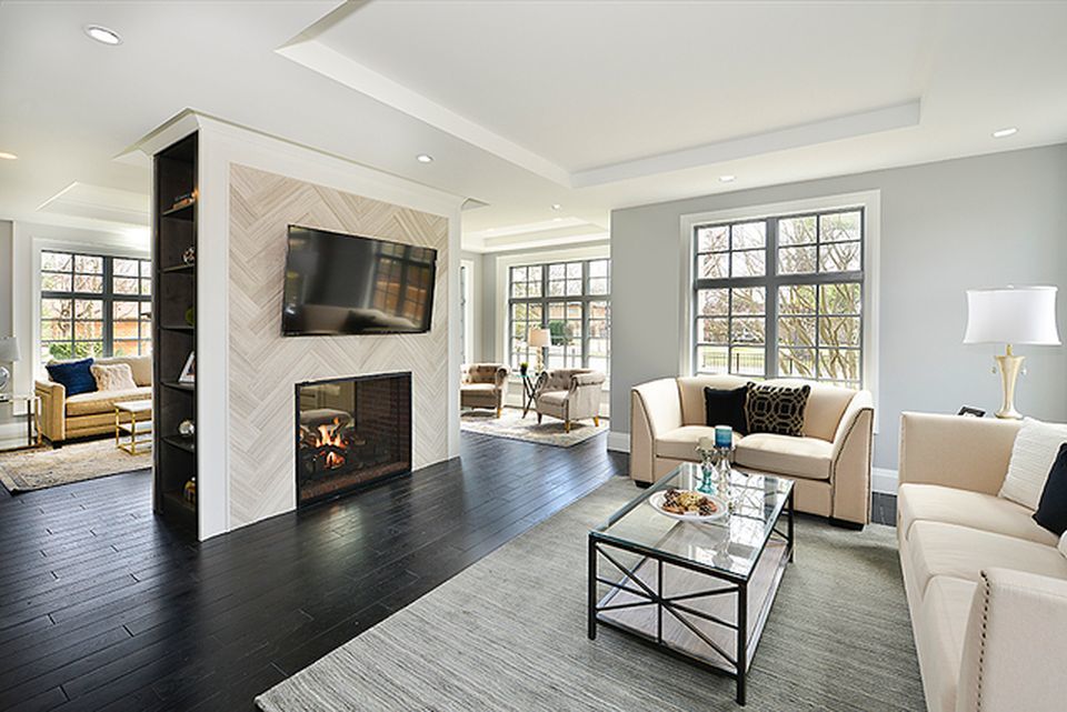 330 Brookside Lane Glencoe, IL 60022 - Photo 7 of 40 a living room with fireplace furniture and a flat screen tv