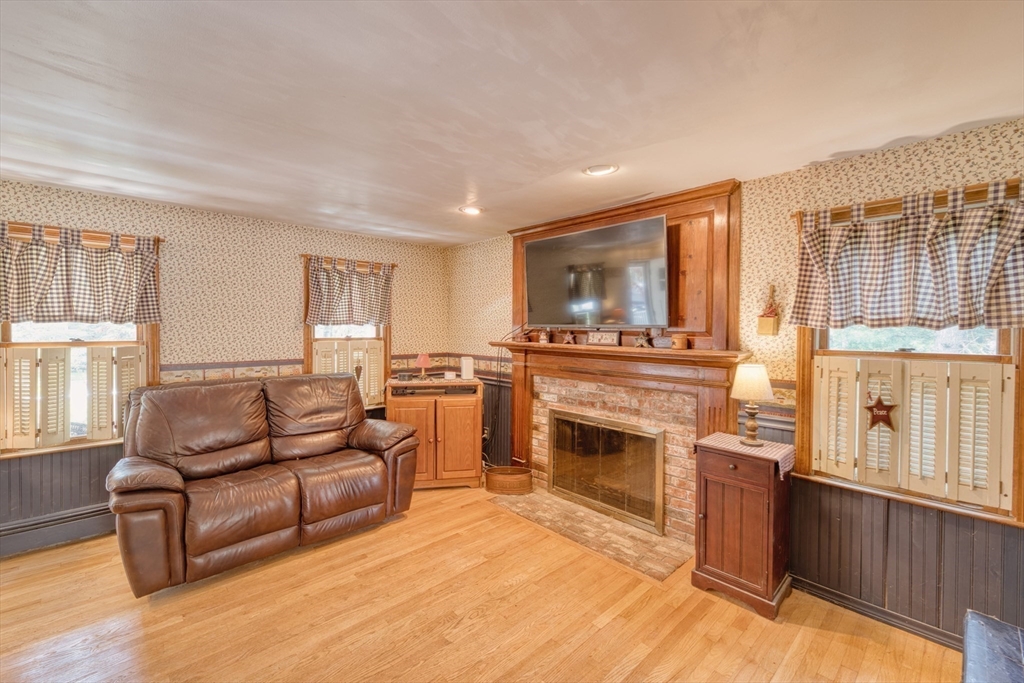 7 Dana Road Sandwich, MA 02644 - Photo 17 of 40 Gallery Image 17