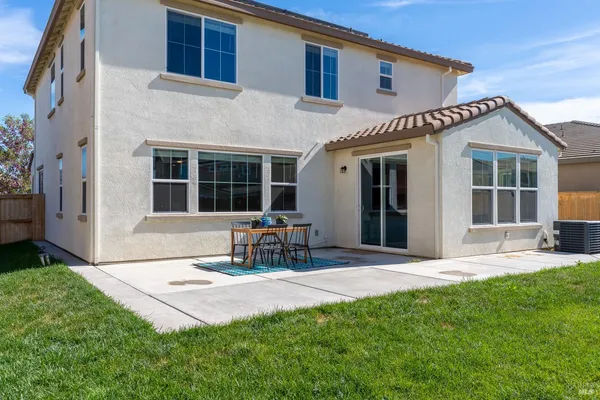 $750,000 | 1535 Arlington Court, Dixon, CA 95620