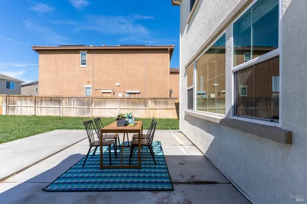 $750,000 | 1535 Arlington Court, Dixon, CA 95620