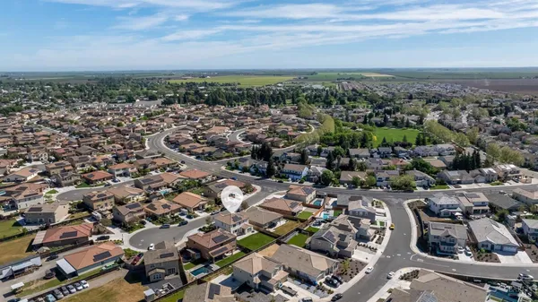$750,000 | 1535 Arlington Court, Dixon, CA 95620