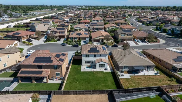 $750,000 | 1535 Arlington Court, Dixon, CA 95620