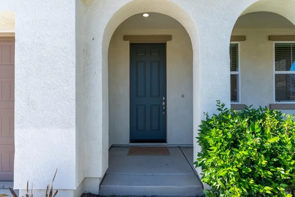 $750,000 | 1535 Arlington Court, Dixon, CA 95620