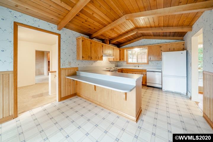 1453 Doaks Ferry Road Northwest Salem, OR 97304 - Photo 16 of 42