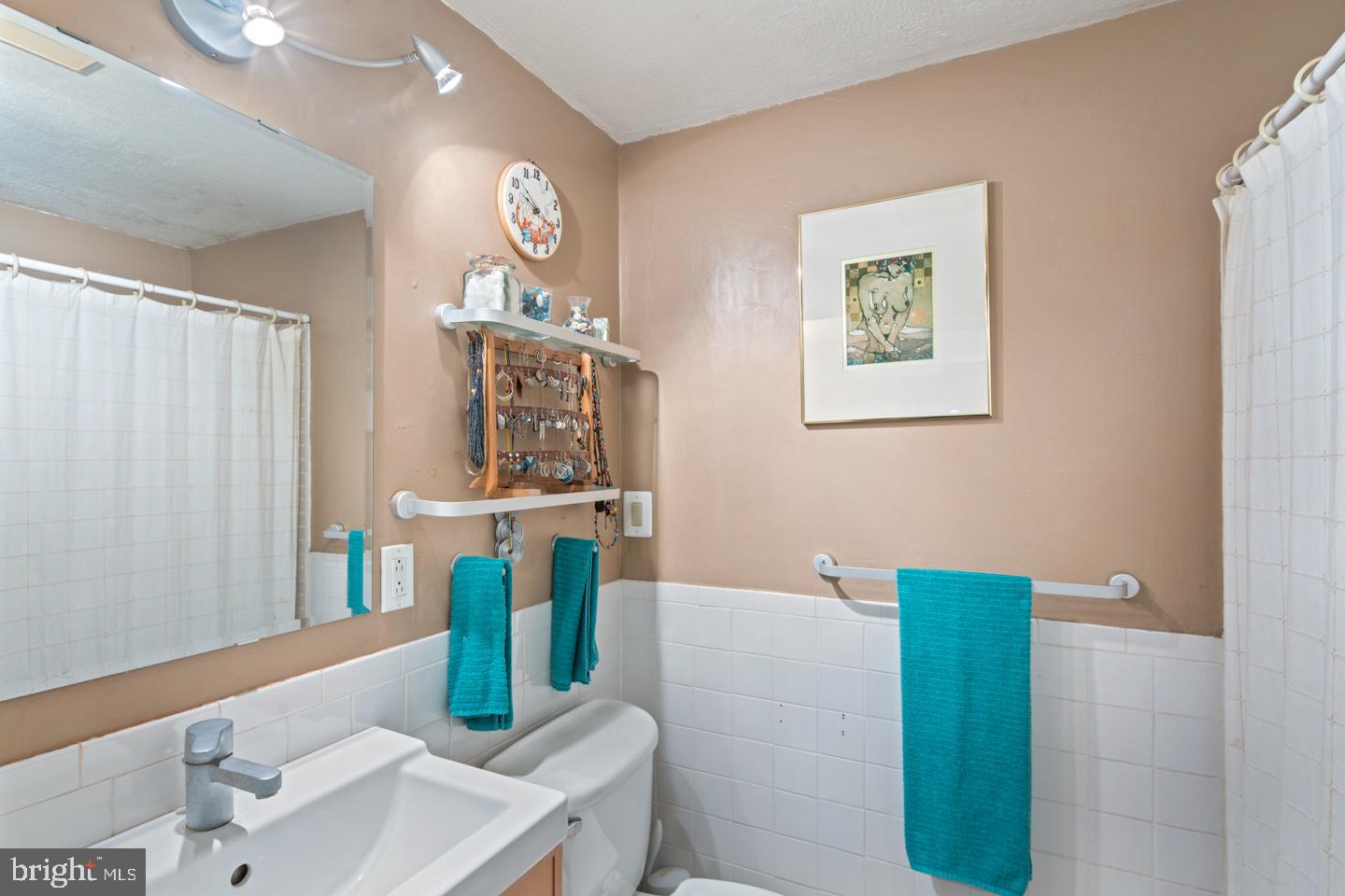 517 Coursey Road Oreland, PA 19075 - Photo 20 of 34 Gallery Image 20