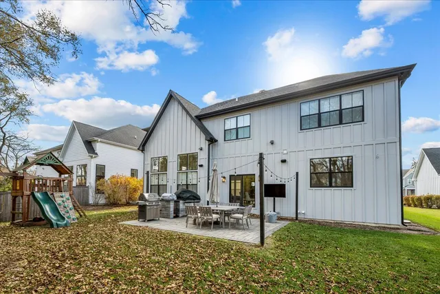 $1,399,000 | 1560 Samanthas Way, Deerfield, IL 60015