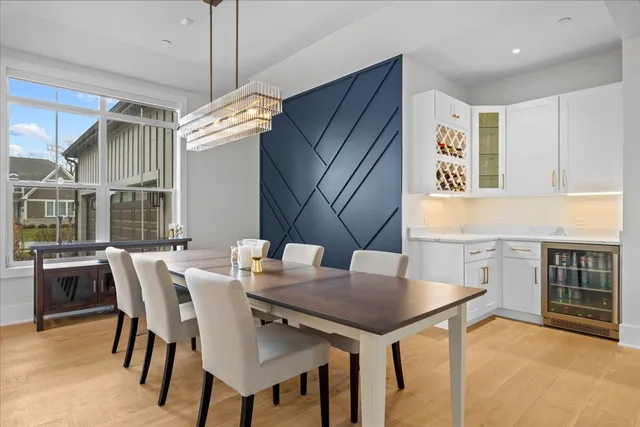 $1,399,000 | 1560 Samanthas Way, Deerfield, IL 60015