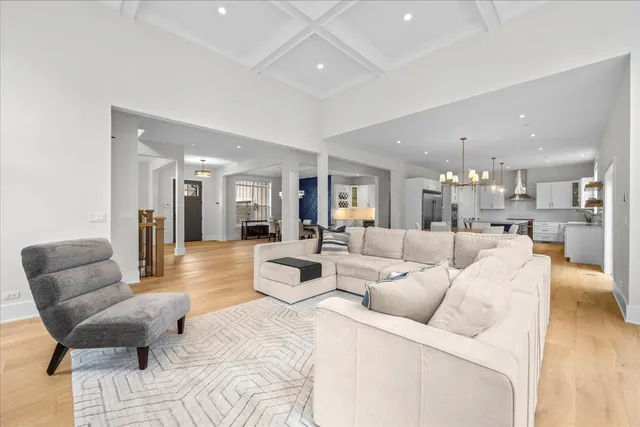 $1,399,000 | 1560 Samanthas Way, Deerfield, IL 60015