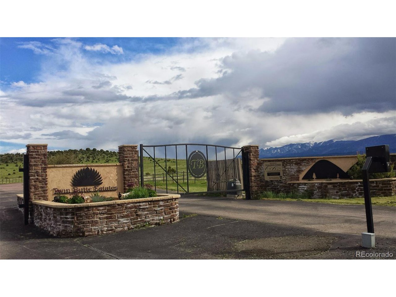 36 Hart Ranch Drive Beulah, CO 81023 - Photo 2 of 30 Gates Entry