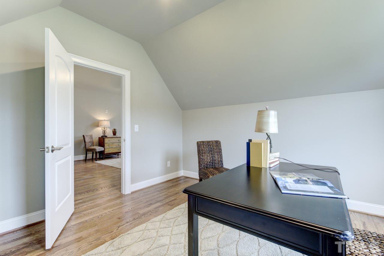 2405 Oro Place Apex, NC 27502 - Photo 5 of 26