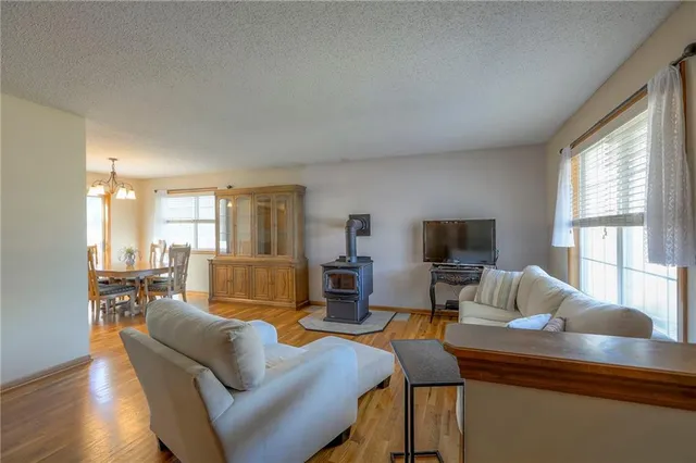 $330,000 | 1053 Southwest 8th Circle, Lee's Summit, MO 64081