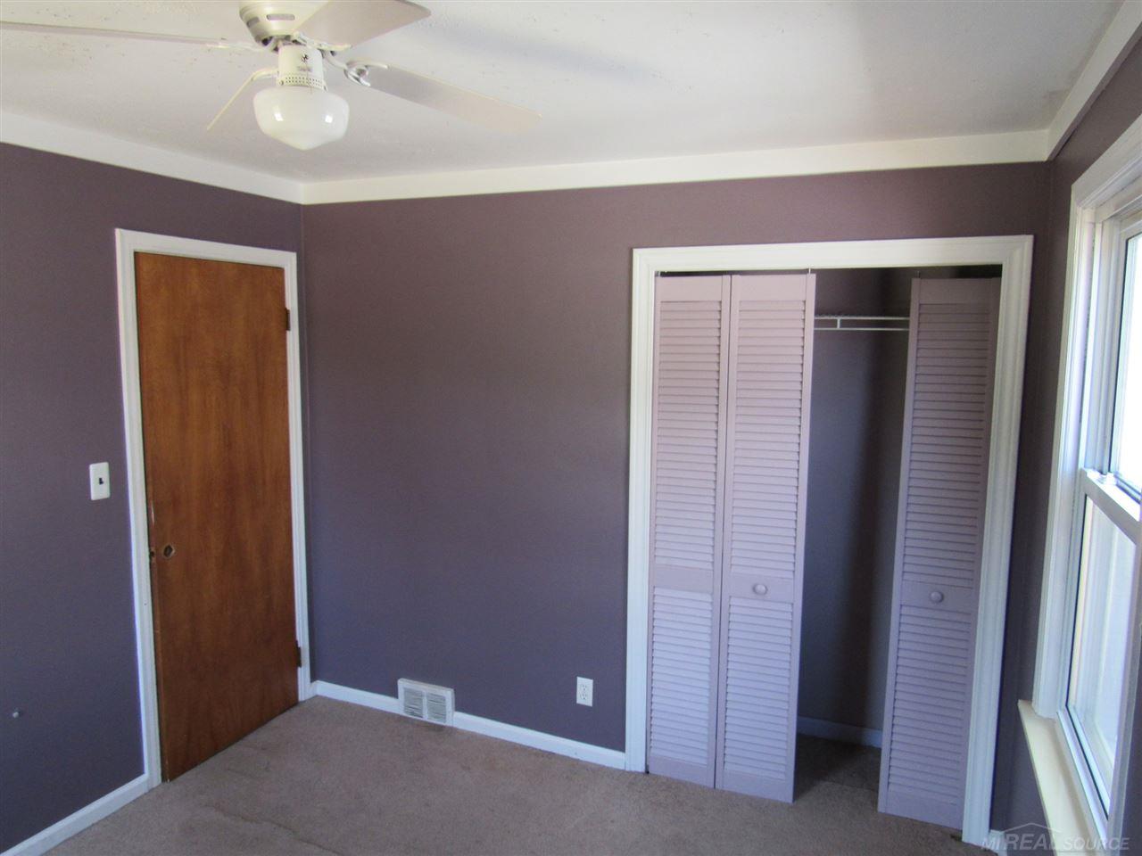 2827 Weaverton Rochester Hills, MI 48307 - Photo 14 of 36