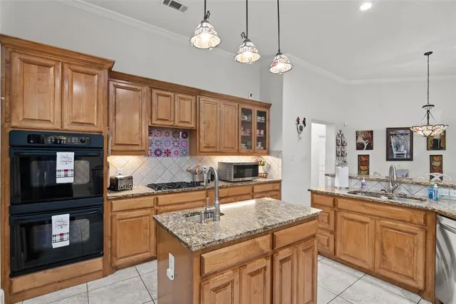 $579,900 | 2212 Jefferson Trail, Denton, TX 76205