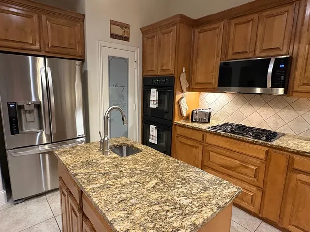 $579,900 | 2212 Jefferson Trail, Denton, TX 76205