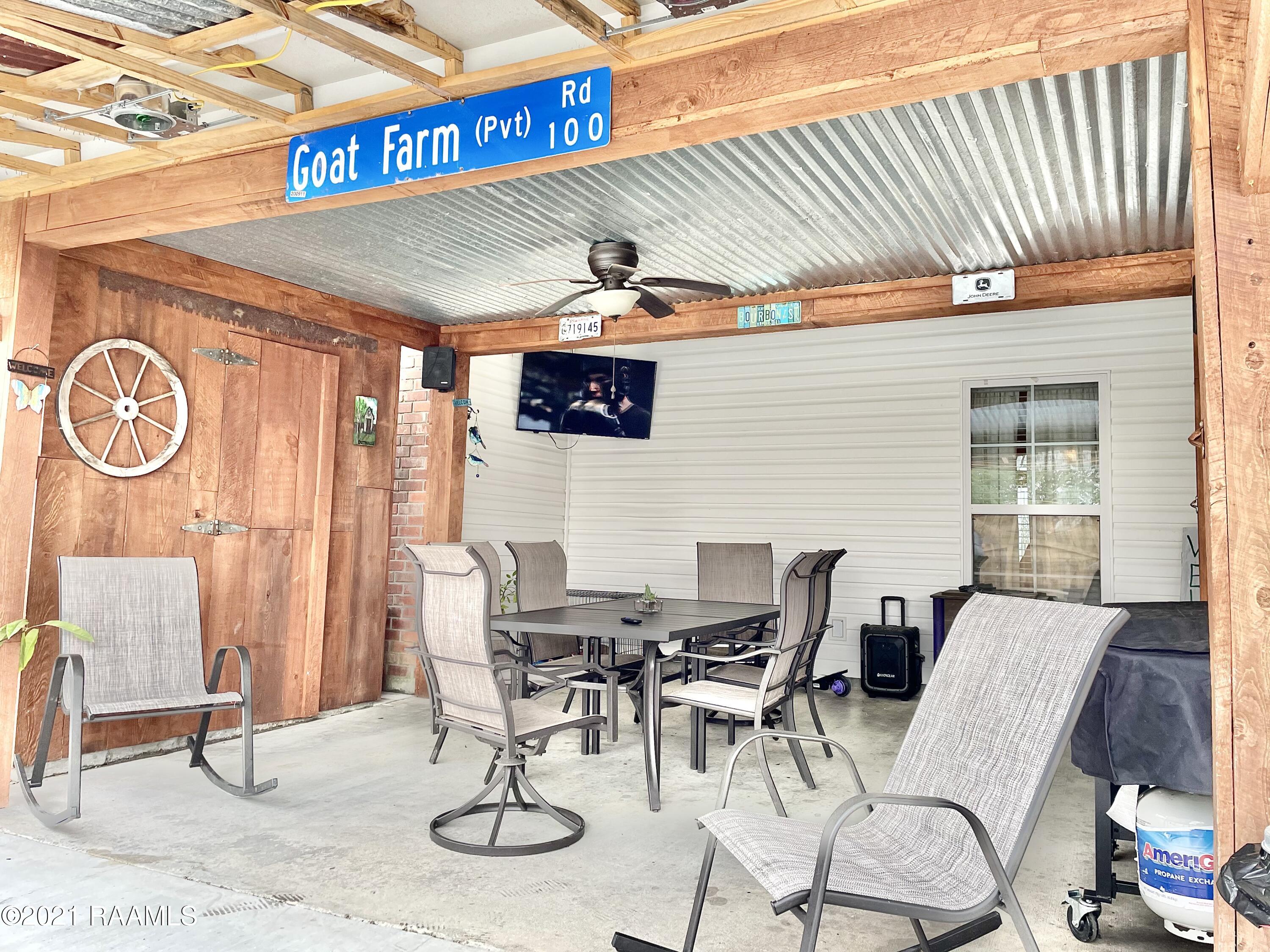 404 Kilchrist Road Carencro, LA 70520 - Photo 9 of 37 Gallery Image 9