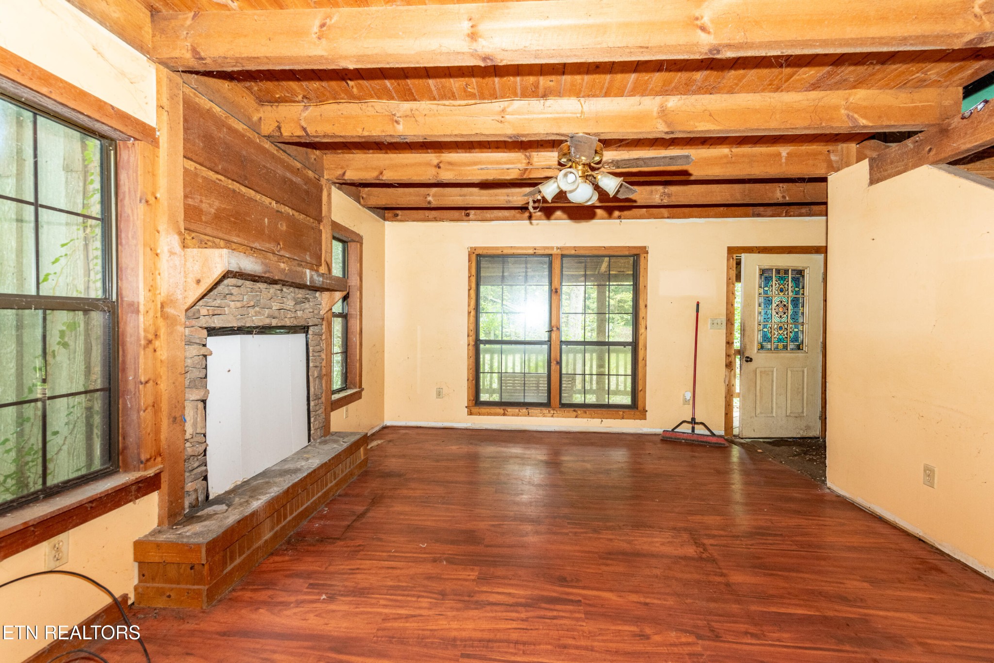 Gallery Image 6