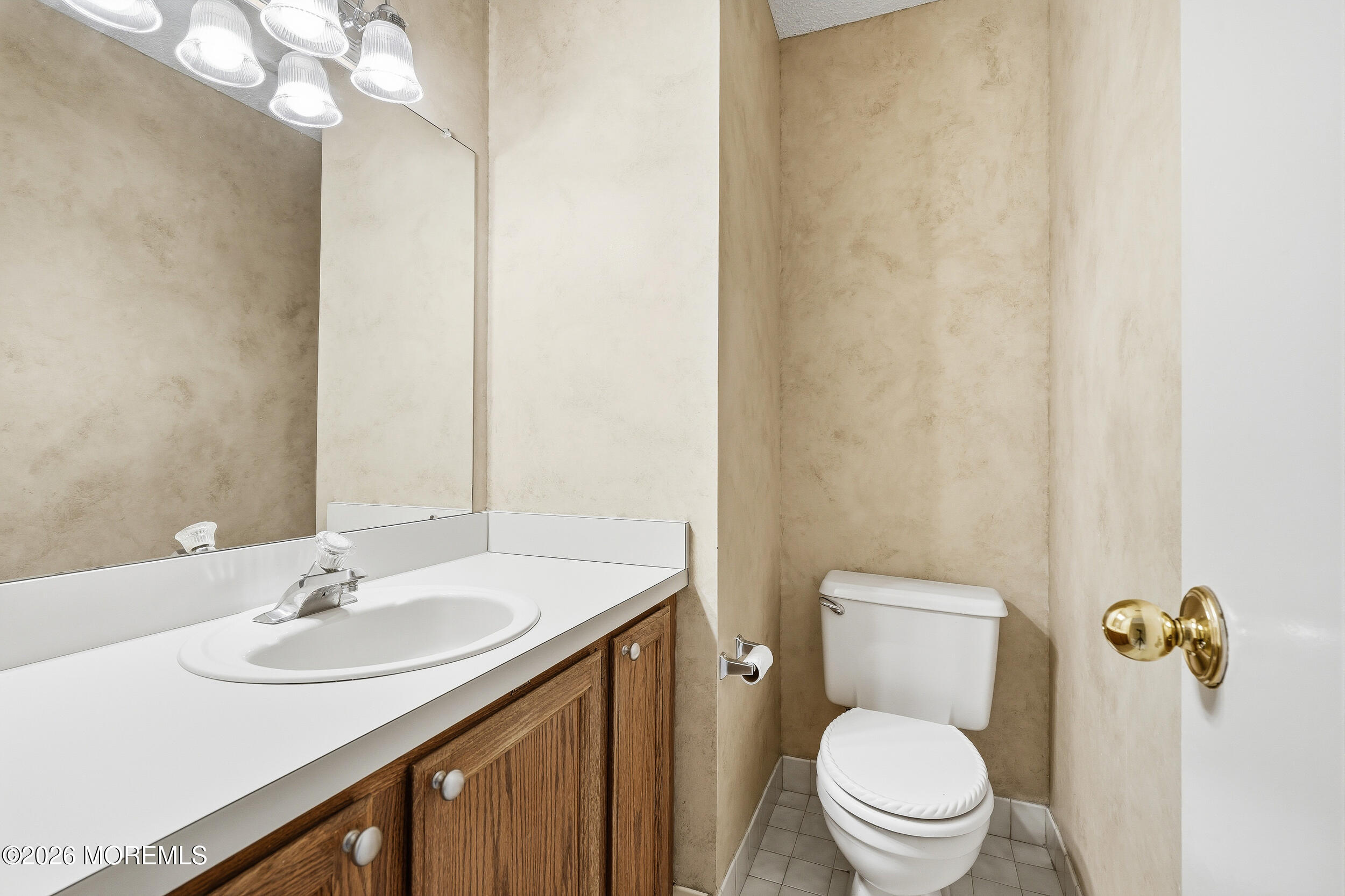 237 Ravenswood Road Englishtown, NJ 07726 - Photo 22 of 37 031