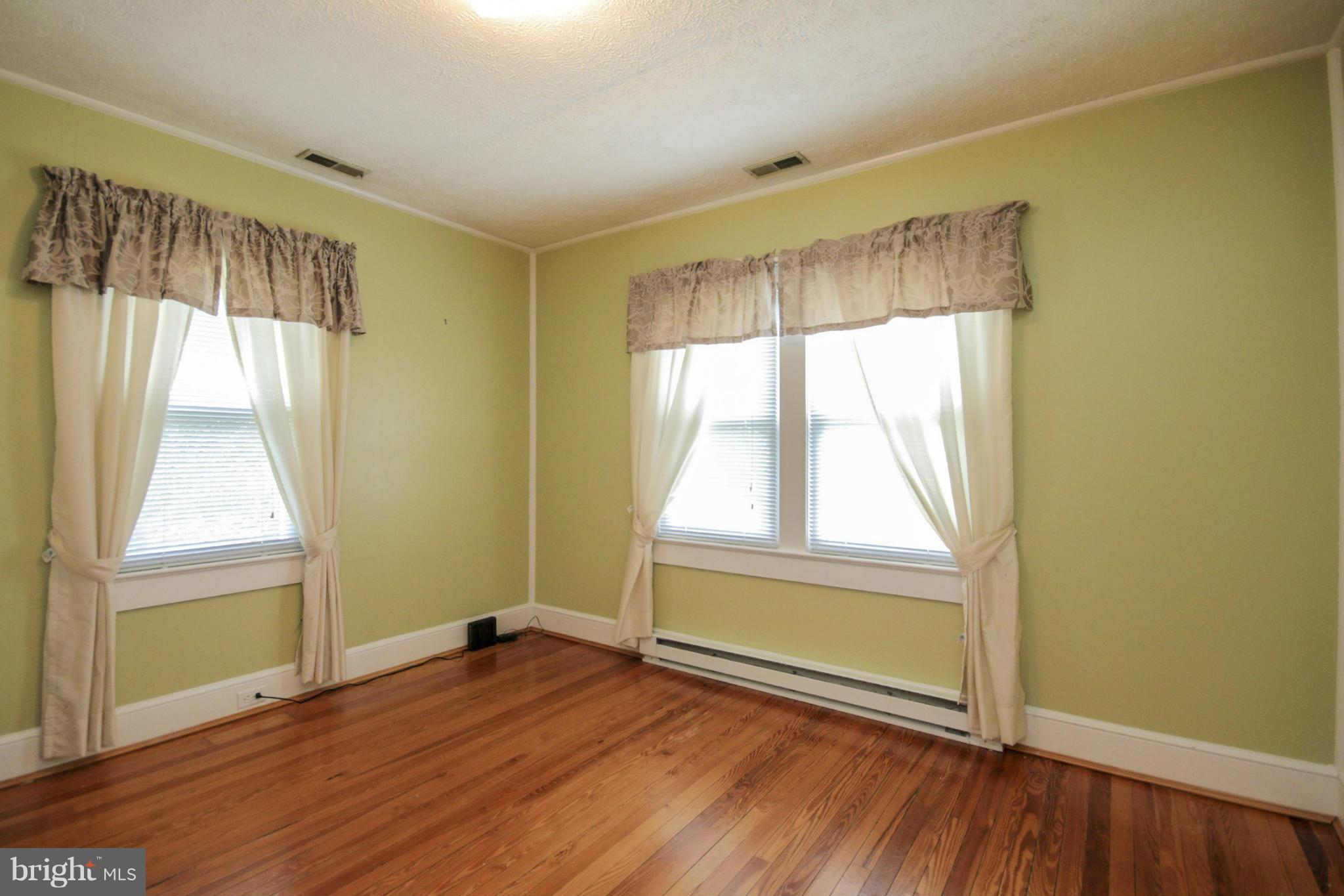 16127 Ridge Road King George, VA 22485 - Photo 19 of 29 Bedroom