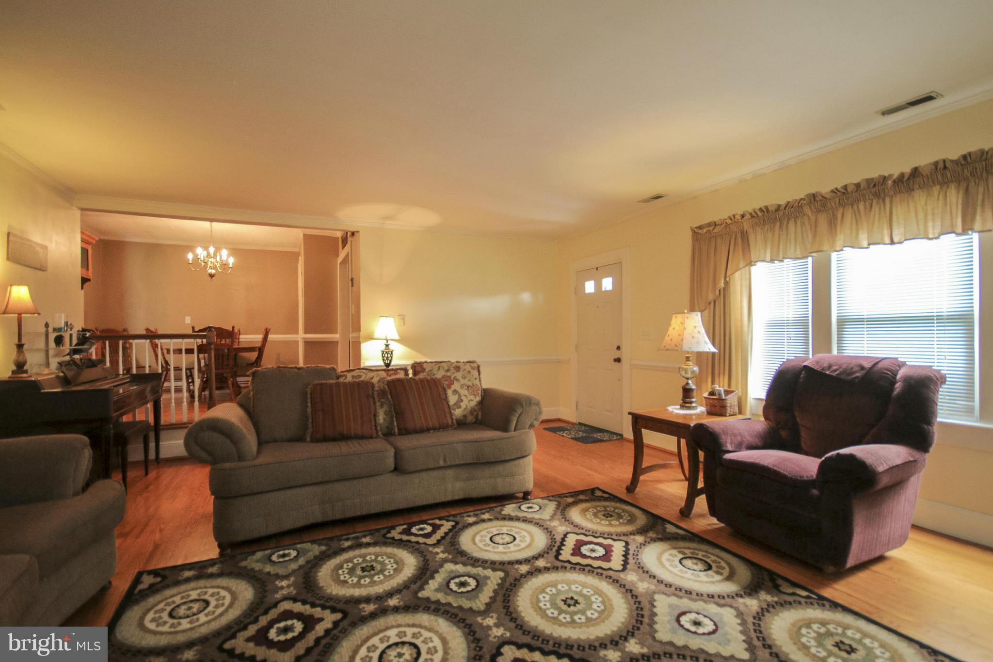 16127 Ridge Road King George, VA 22485 - Photo 26 of 29 Living Room