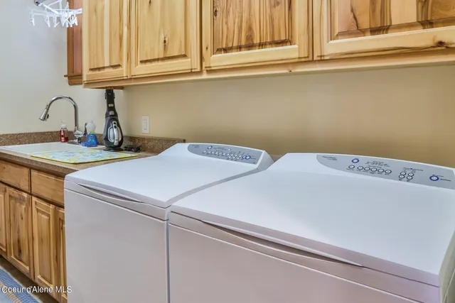 $877,000 | 1524 Sunrise Road, Bonners Ferry, ID 83805