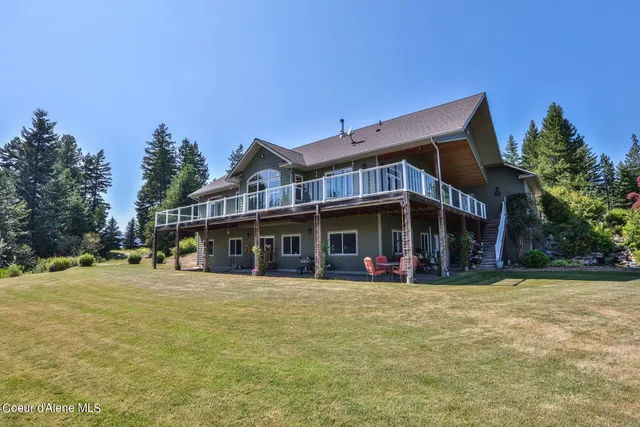 $877,000 | 1524 Sunrise Road, Bonners Ferry, ID 83805