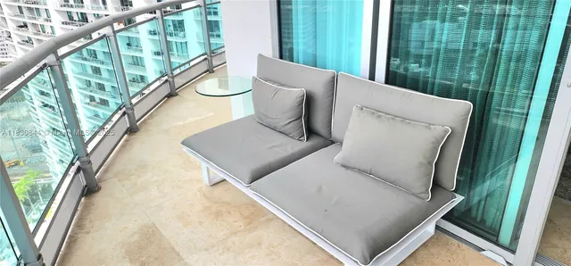 $589,000 | 350 South Miami Avenue, Unit 3214, Miami, FL 33130