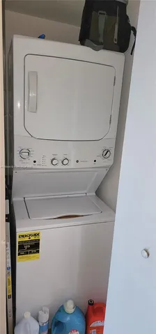 $589,000 | 350 South Miami Avenue, Unit 3214, Miami, FL 33130