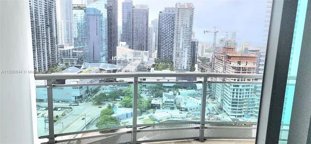 $589,000 | 350 South Miami Avenue, Unit 3214, Miami, FL 33130