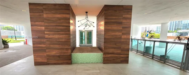 $589,000 | 350 South Miami Avenue, Unit 3214, Miami, FL 33130