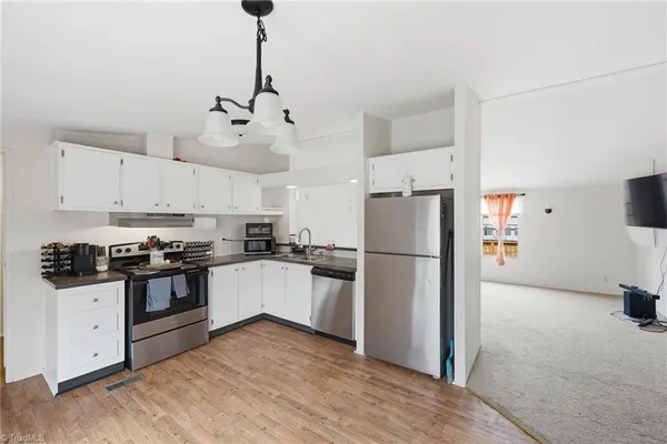 $204,999 | 2862 Eagle Point Drive, Trinity, NC 27370