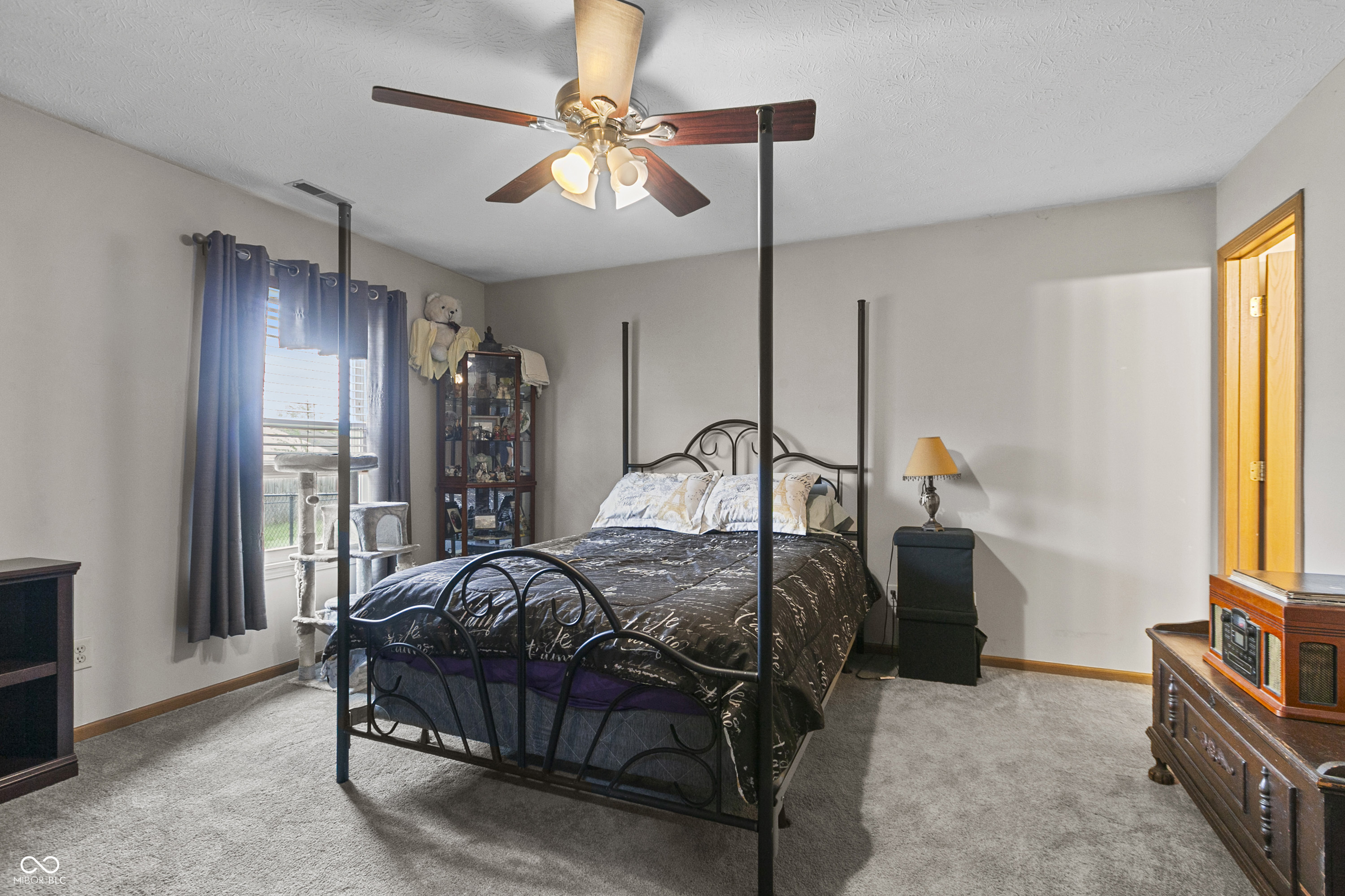 5135 Milhouse Road Indianapolis, IN 46221 - Photo 8 of 24 Gallery Image 8